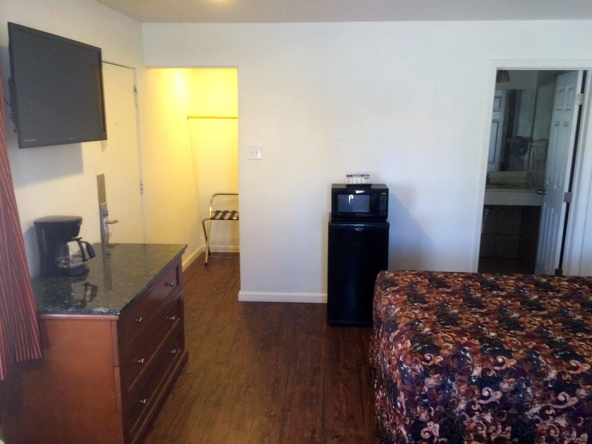 Roswell Inn Luaran gambar